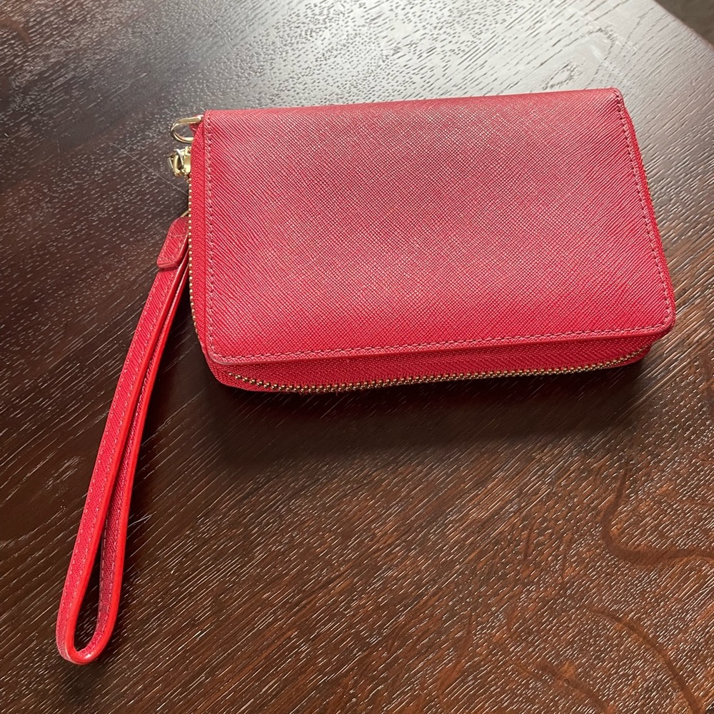 Tory Burch Red Leather Wristlet - Picture 8 of 8